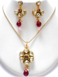 Kundan Pendant Sets